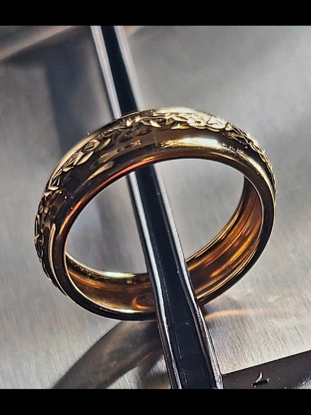 Gold Floral Engraved 14K Band Ring